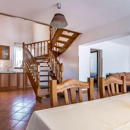Lenka Apartment